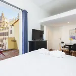 Campo De\' Fiori Penthouse-Rental In Rome