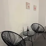 Home Rome Relax