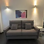 Nomentana White Apartments By Ghor