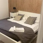 A Casa Di Giallo B&B