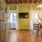 Giada - Charming Apartment At The Imperial Forums