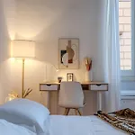 Appartamento Storico In Zona Barberini