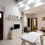 San Pietro Terrace Apartment