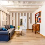 Elegantis Monti Suite Apartment