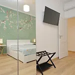 Appia Holiday Home