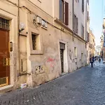Atmosphera Trastevere, Glamour Apartment In The Center