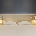 Adesso Hotel