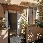 Parrot Room - Camera A Roma Con Bagno Privato