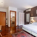 Inn Rome Rooms&Suites