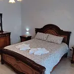 Apartment Sweet Home
