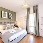 Beautiful Apartment Near Piazza Navona!