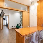 Style Apartment Julia 50 Mt From Colosseum
