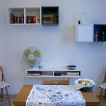 Little & Pretty House In Rome