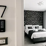 B&B Lumas Up