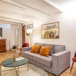 Daplace - Iris Apartment
