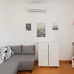 Loverhome Apartment 3