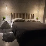 Linda\'S Guest House