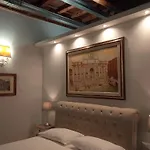Fontana Di Trevi - Historic Center Apartment