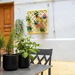 Domus Pietra In The Heart Of Rome