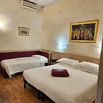 Hotel Julia