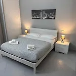 Rhome Away Marconi