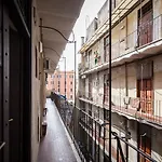 Sabelli Nightlife Apartment-La Sapienza-Termini Station