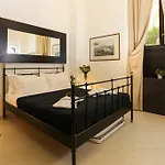 Lodi Guest House