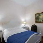 Fontana De Trevi Apartment