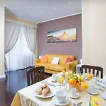 Longhi Holidays House