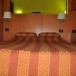 Hostel Beauty