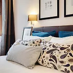 Repubblica Central Suite