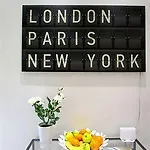 Arts N\' Rooms