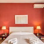 Magenta Luxury San Pietro 22
