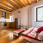 Apartment Polveriera Colosseum