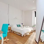 Design Apartment Paulina 300 Mt From Colosseum