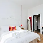 Design Apartment Paulina 300 Mt From Colosseum