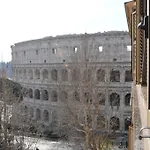 Colosseum Corner