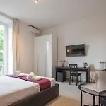 Df Royal Rooms