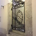 Domus Capilupi