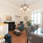 Rsh Lungotevere Apartments