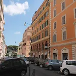 Colosseum Super Family Apartment
