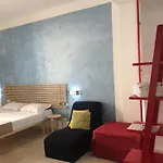 Roma Art Rooms