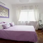 Romantic Nest In Rome