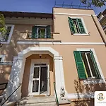 Villa Aurora