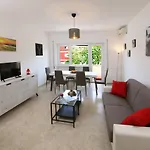 Floriana Home