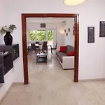 Floriana Home