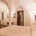 Navona Art Apartment