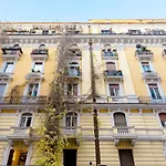 Dona\'S Luxury House