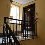 Domizia Top Floor Guest House