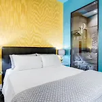 The French Suites By Oneup Hospitality